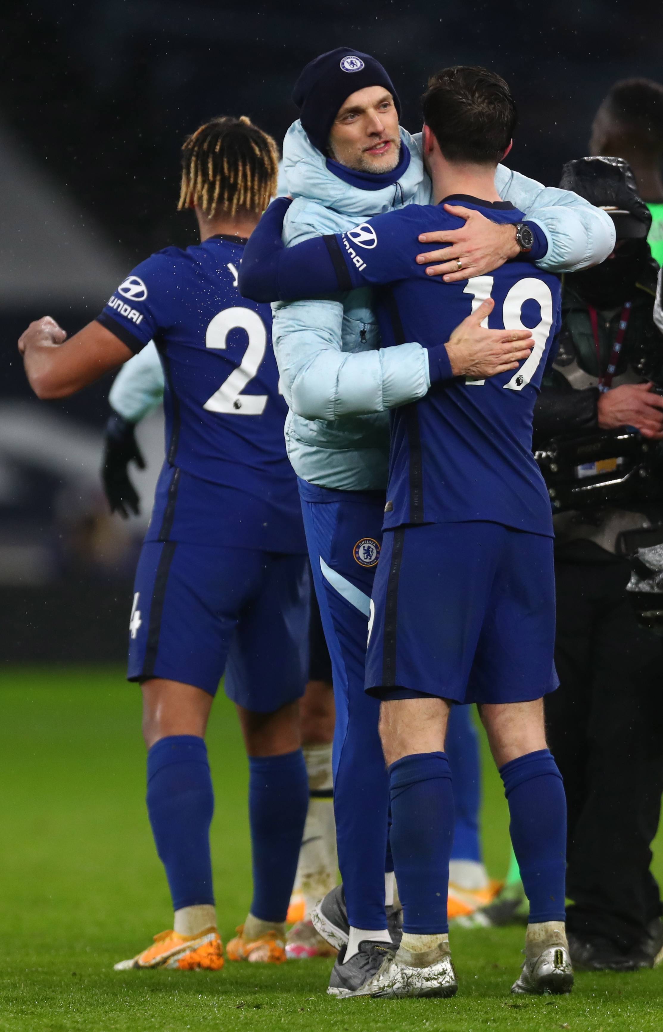 斯很可能在 斯很可能在