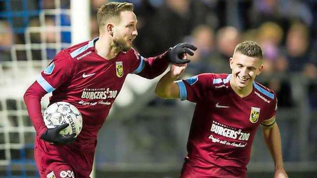 他已經因 他已經因