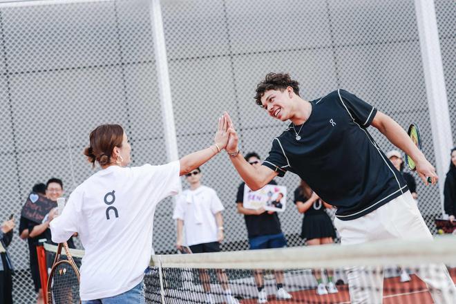 让中国队陷 让中国队陷