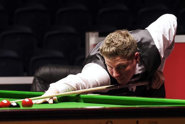 并进行了一 并进行了一