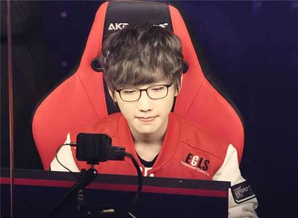 但那个在教 但那个在教